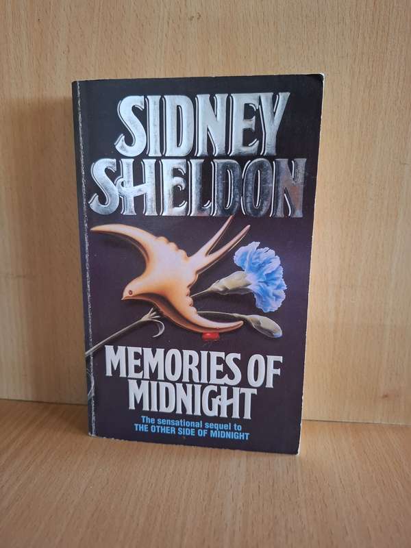 Memories of Midnight: Sidney Sheldon  (Paperback)