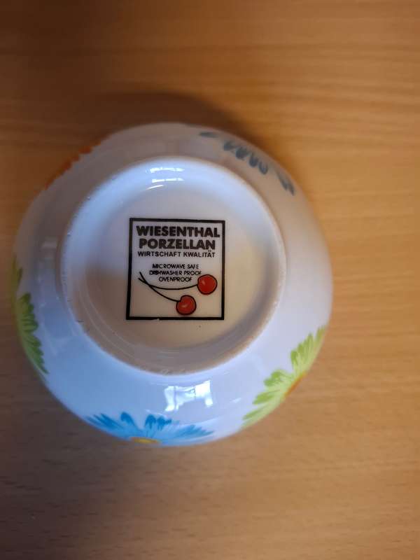Small Round Floral Wiesenthal Porzellan Bowls - width 11cm height 5cm
