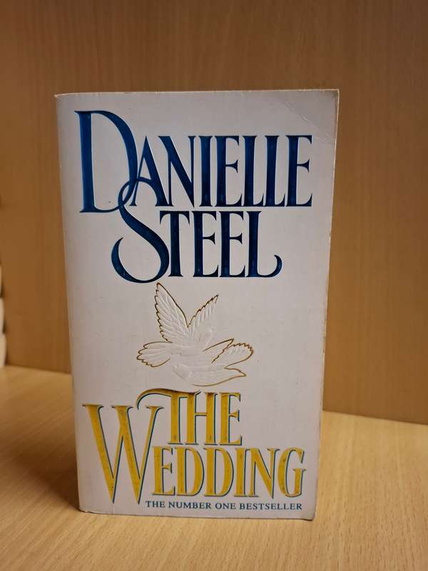 The Wedding: Danielle Steel (Paperback)