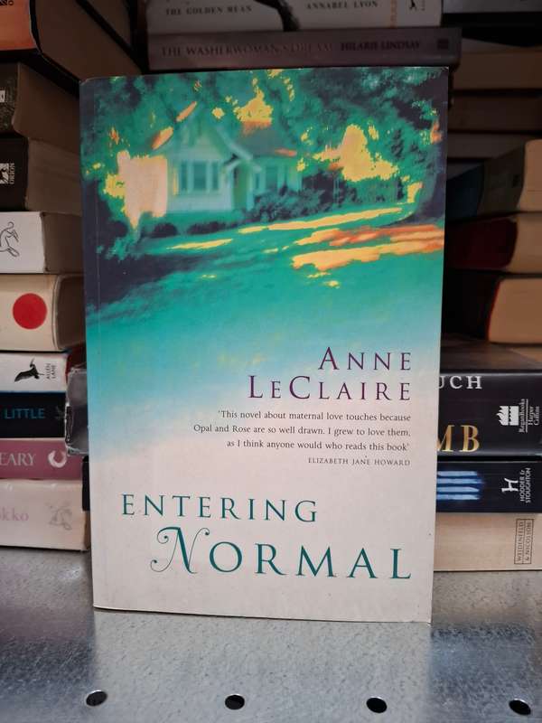 Entering Normal : Anne LeClaire  (Paperback)