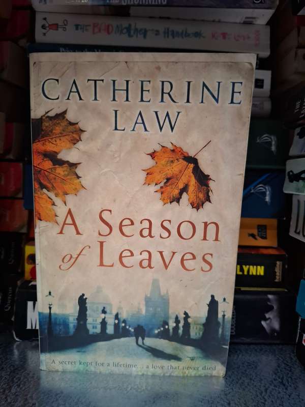 A Season Leaves: Catherine Law (Paperback)