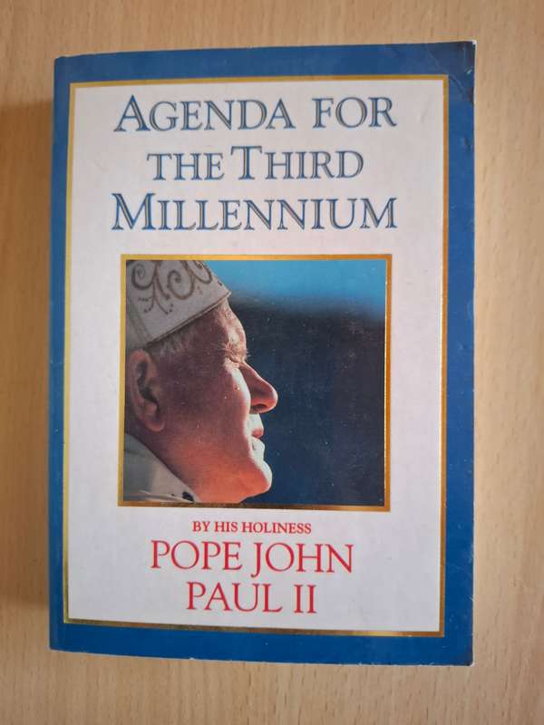 Agenda for The Third Millennium by His Holiness Pope John Paul II  (Paperback)