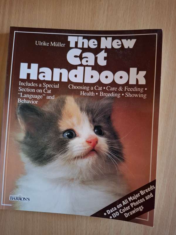 The New Cat Handbook : Ulrike Muller  (Paperback)