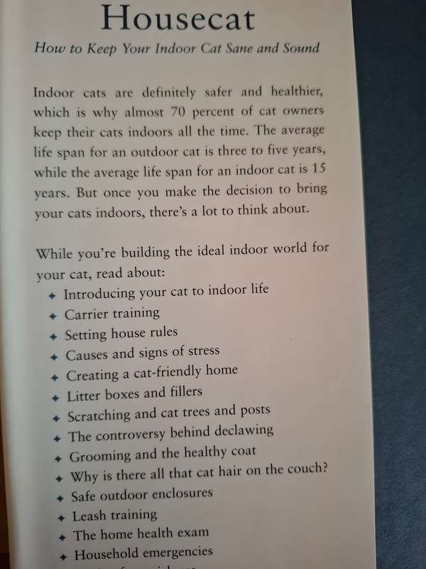 Housecat - How to Keep Your Indoor Cat Sane and Sound : Christine Church  (Hardcover)