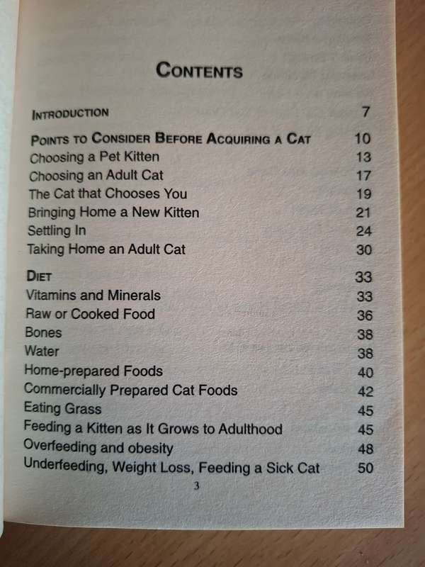 Encyclopedia of Cat Care - Behaviour/Grooming/Diet/Illnesses/Injuries/First Aid  (Paperback)