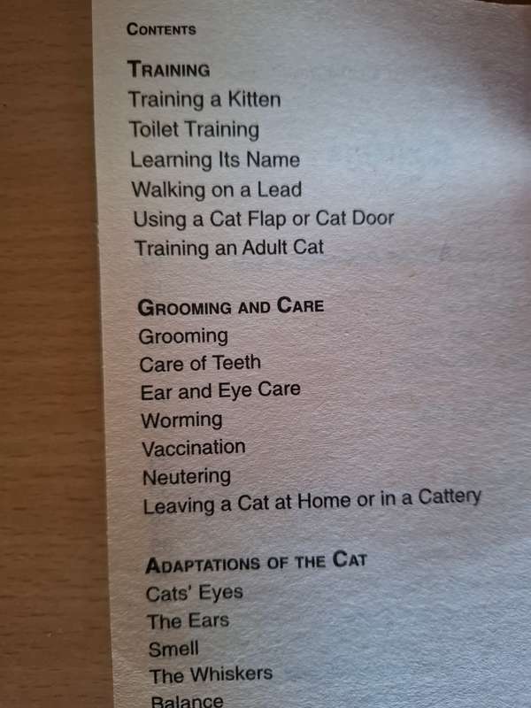 Encyclopedia of Cat Care - Behaviour/Grooming/Diet/Illnesses/Injuries/First Aid  (Paperback)
