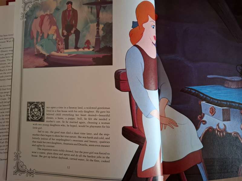 Walt Disney`s Treasury of Children`s Classics  (Hardcover)