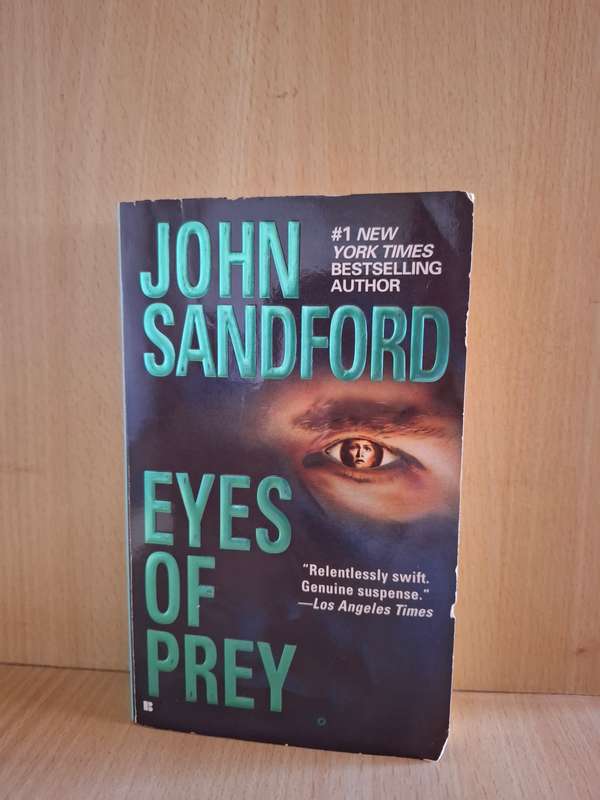 Eyes of Prey: John Sanford  (Paperback)