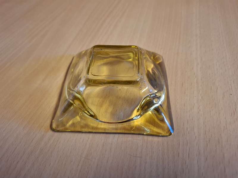 Small Vintage Glass Ashtray  (9cm x 9cm)