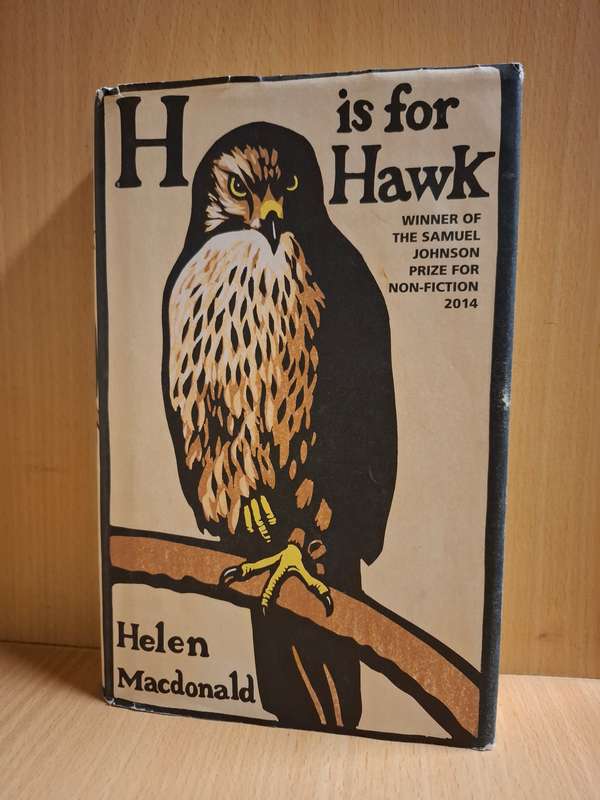 H is For Hawk : Helen Macdonald  (Hardcover)