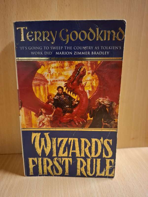 Wizard`s First Rule : Terry Goodkind  (paperback)