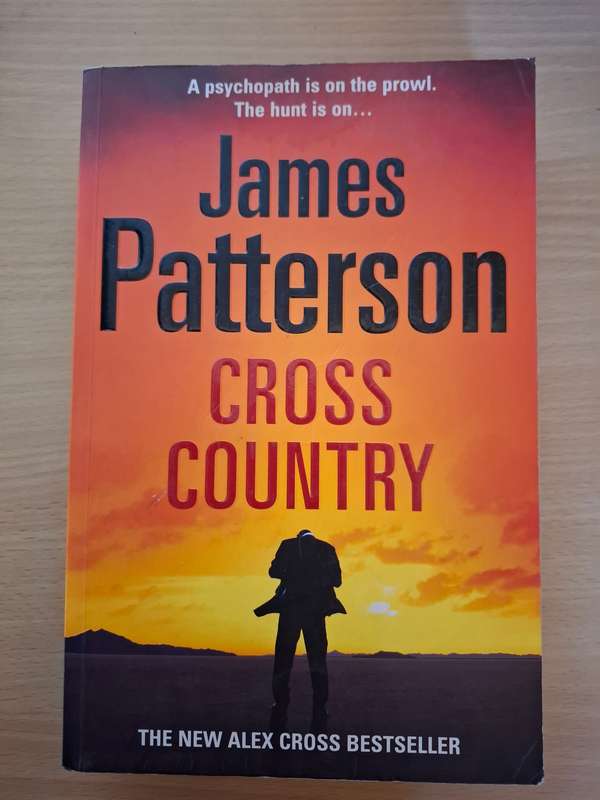Cross Country : James Patterson (Paperback)