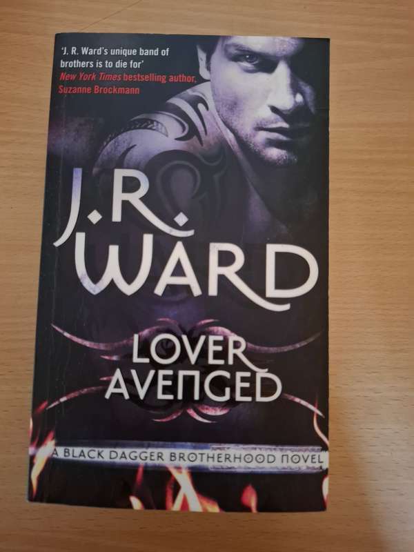 Lover Avenged : J.R. Ward  (Paperback)