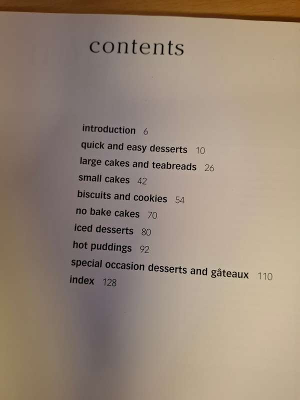 Cadbury`s Simply Chocolate - 100 Tempting Recipes : Joanna Farrow  (Hardcover)