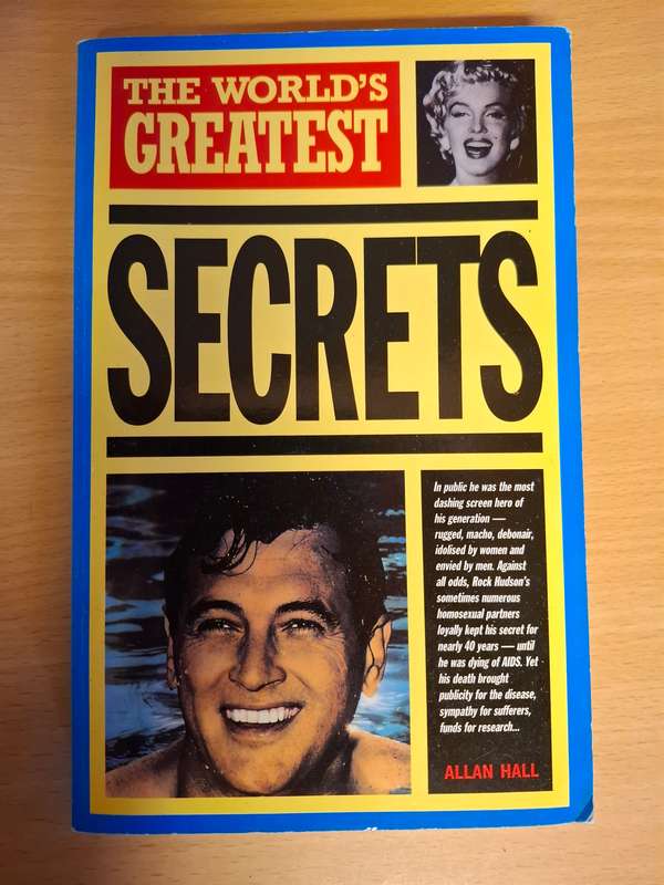 The World`s Greatest: Alan Hall - Secrets  (Paperback)