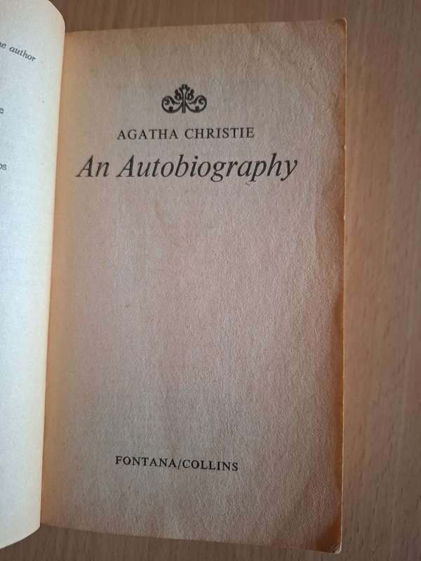 Agatha Christie - An Autobiography  (Paperback)