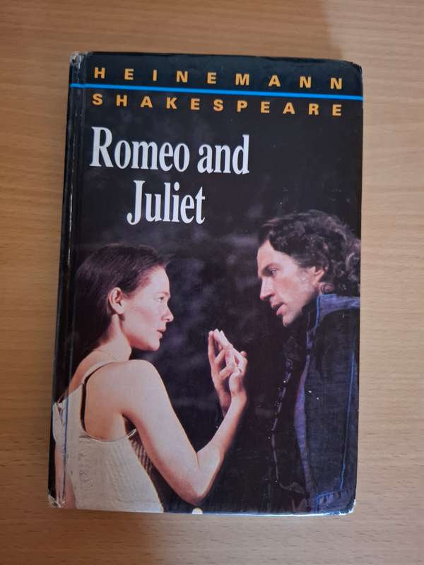 Romeo and Juliet (Heinemann) Shakespeare  (Hardcover)