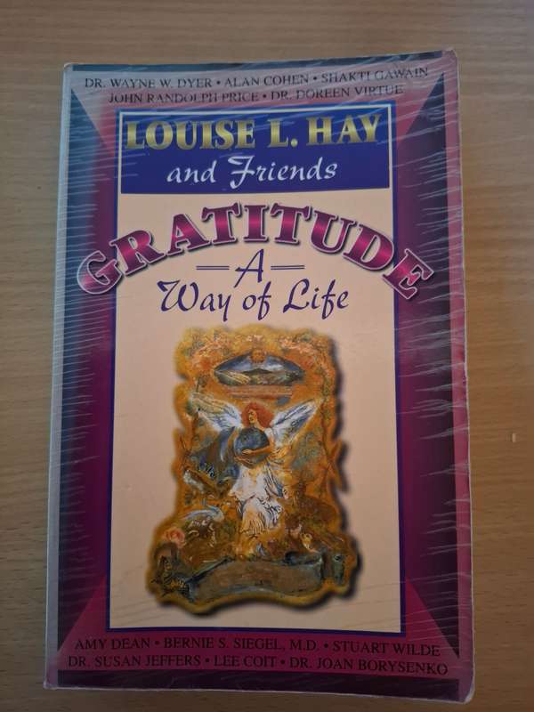 Gratitude A Way Of Life :  Louise L. Hay and Friends  (Paperback)
