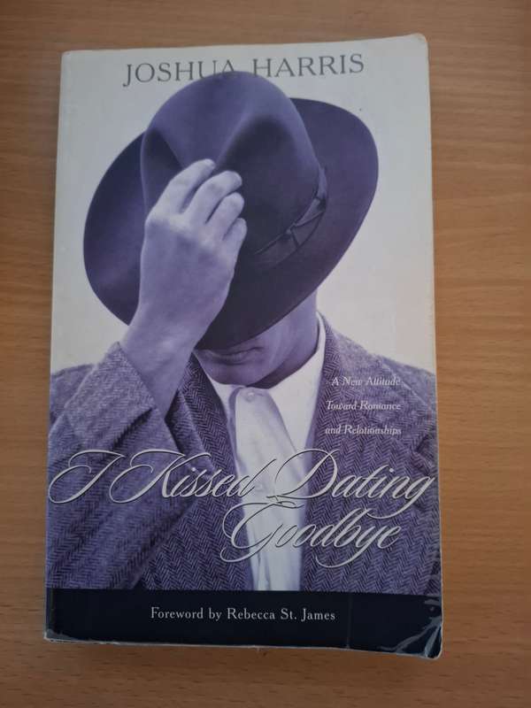I Kissed Dating Goodbye: Joshua Harris  (Paperback)