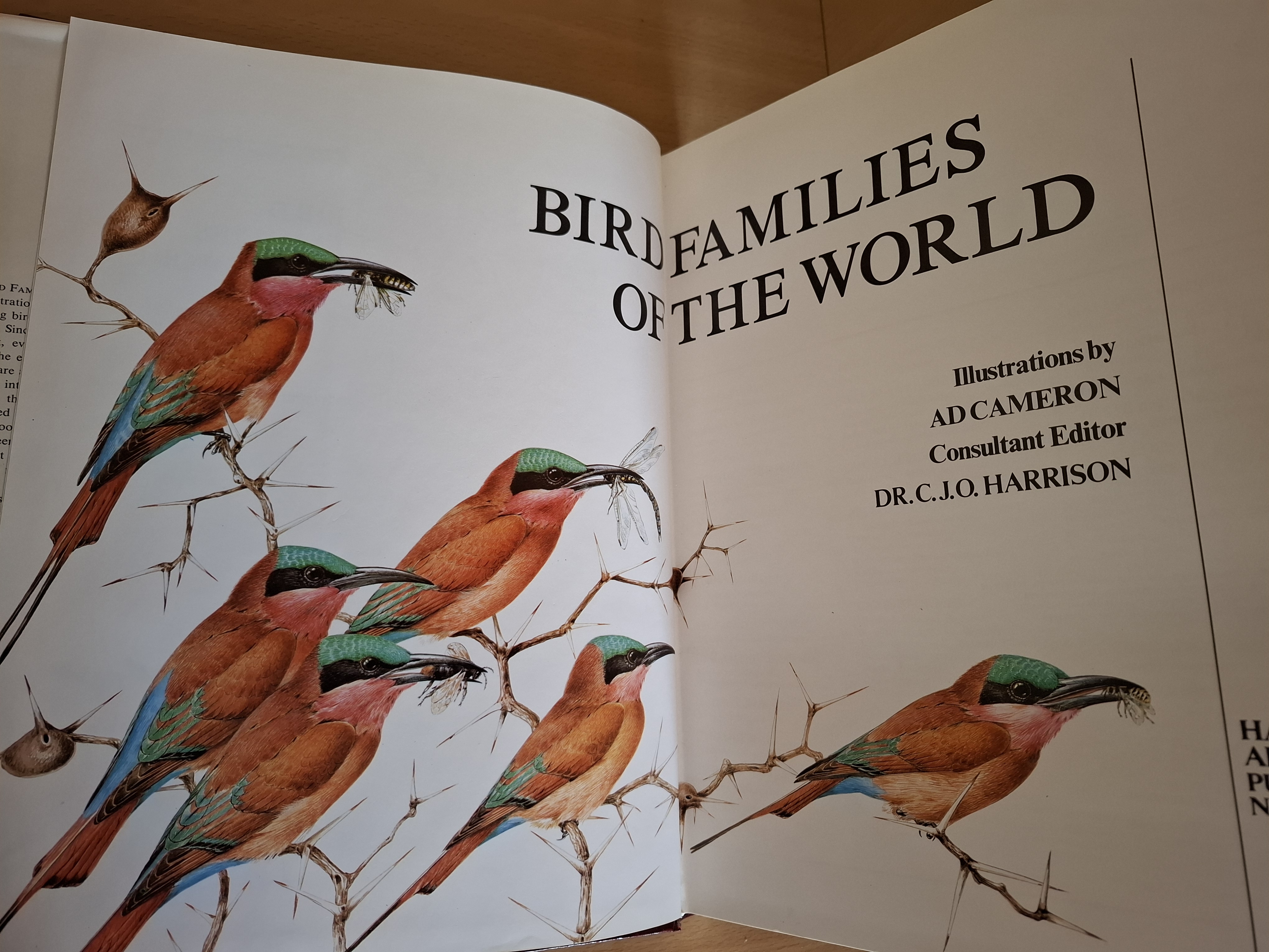 Bird Families of The World - Consultant Editor : Dr. C.J.O. Harrison  (Hardcover)