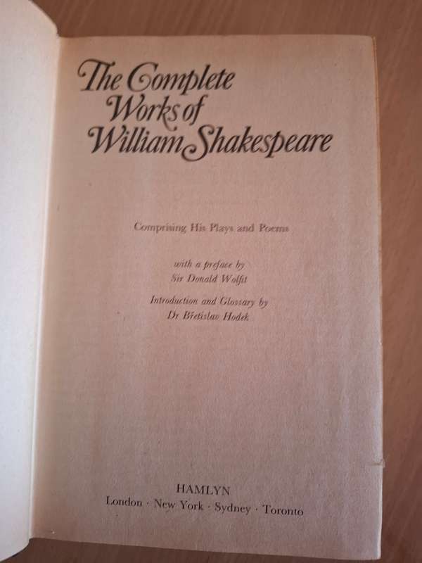 The Complete Works of William Shakespeare (Hardcover)