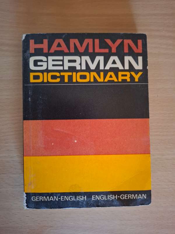 Hamlyn - German Dictionary  (Paperback)