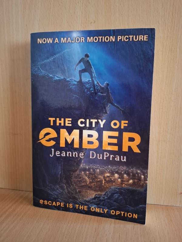 The City of Ember: Jeanne Du Prau (Paperback)