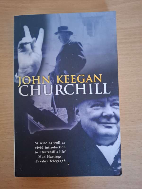 Churchill : John Keegan (Paperback)