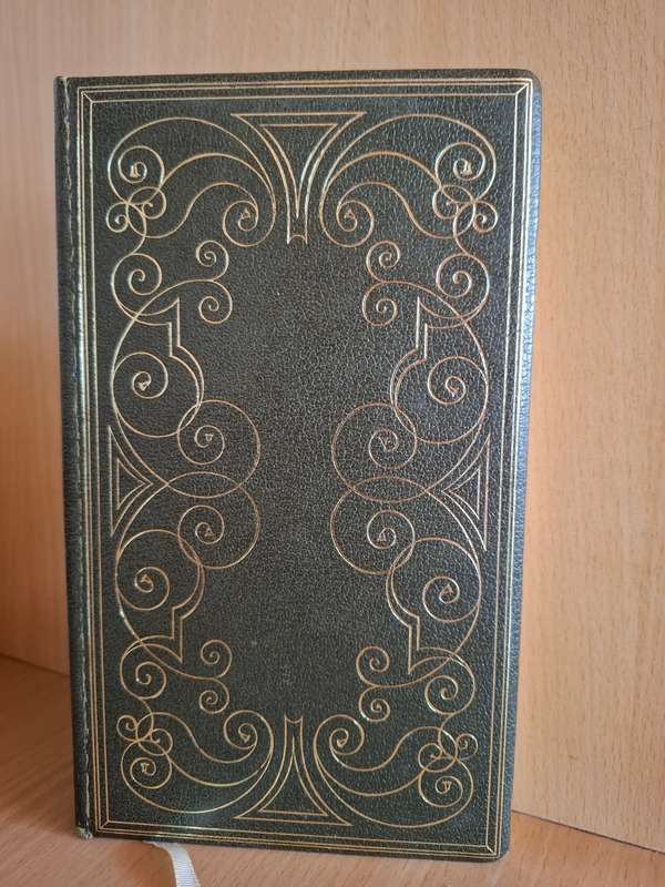 A Modern Comedy : John Galsworthy  (Hardcover)