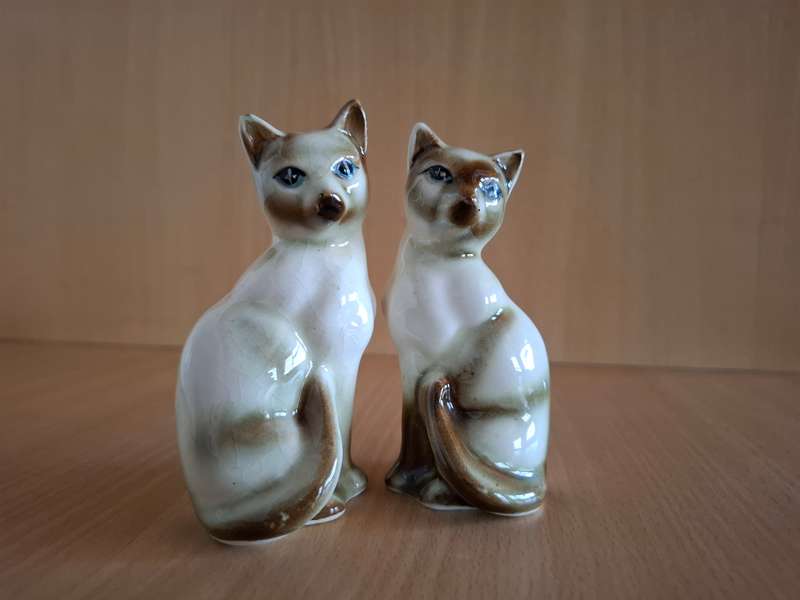 Set Cat Figurine Salt & Pepper Shakers