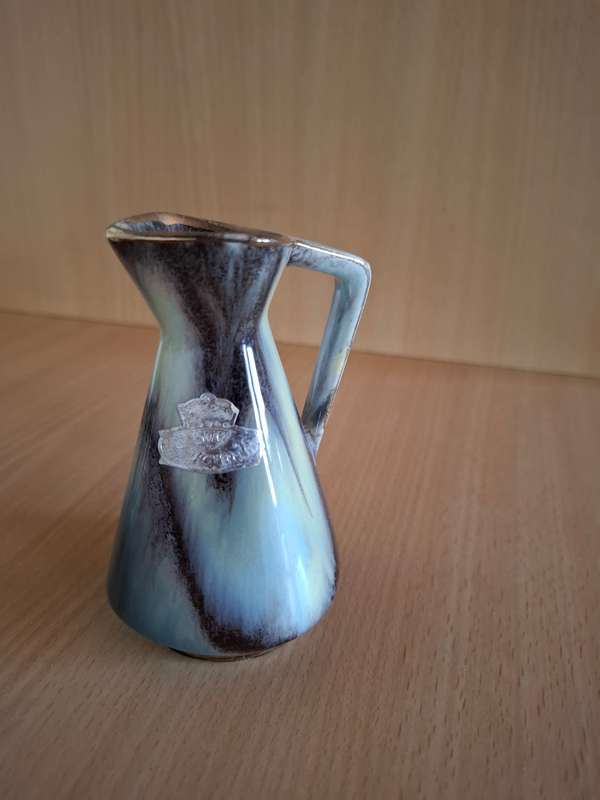 Small Vintage Bay Keramik Art Pottery Jug/Vase (Made in Germany)