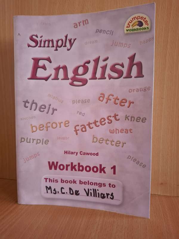 Trumpeter Workbooks - Simply English Workbook 1 : Hilary Cawood