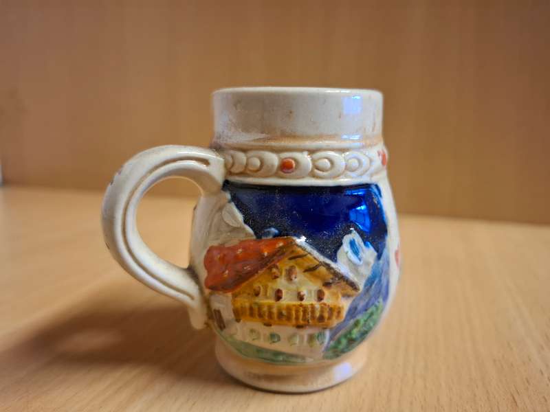 Small German Beer Tankard/Beer Mug (height 7cm width 5cm)