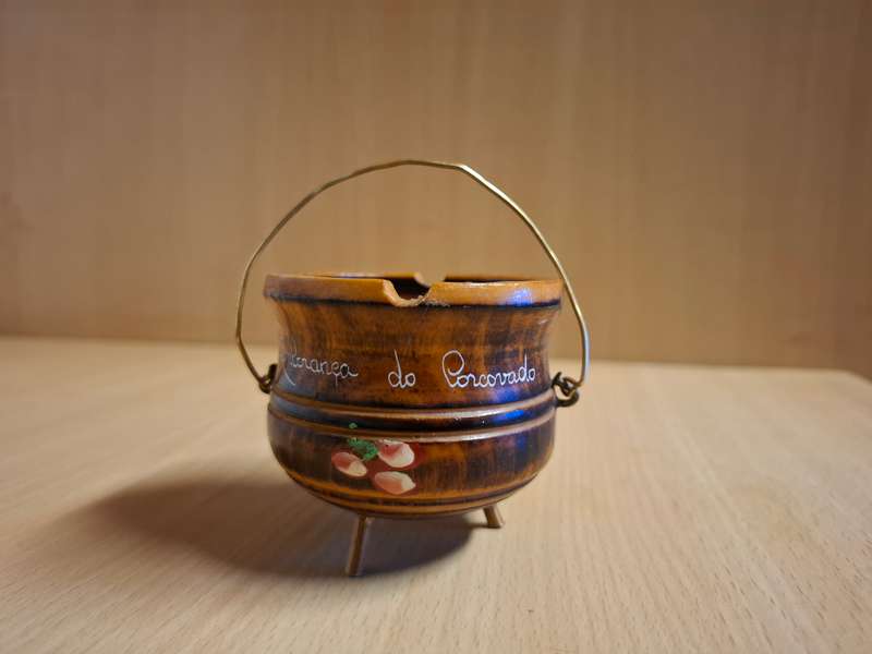 Small Wooden Potjie Shaped Ashtray - height 6cm width 7cm