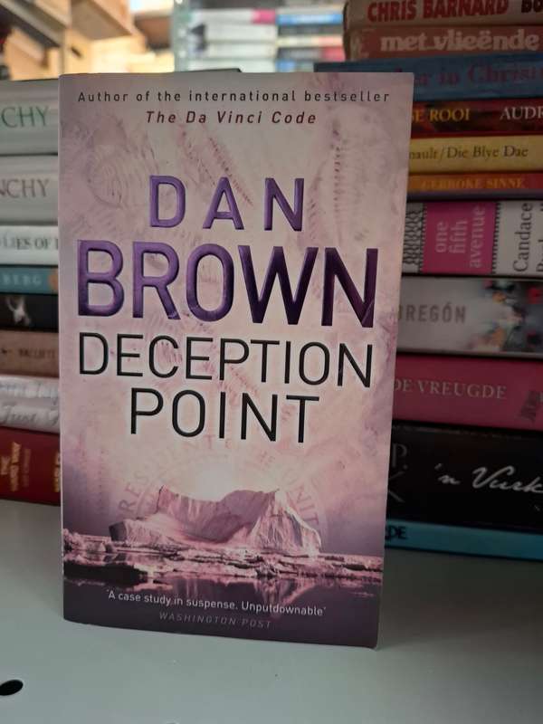 Deception Point: Dan Brown (Paperback)