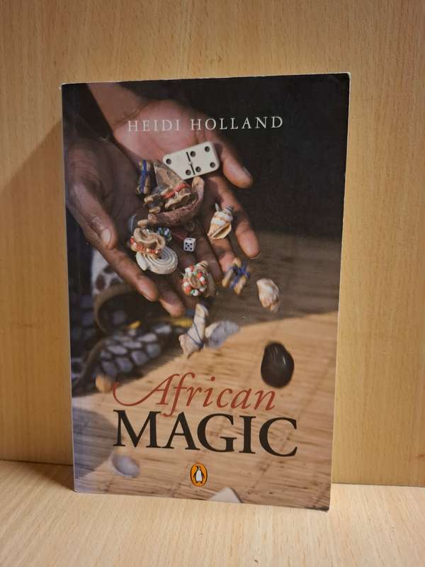 African Magic : Heidi Holland  (Paperback)