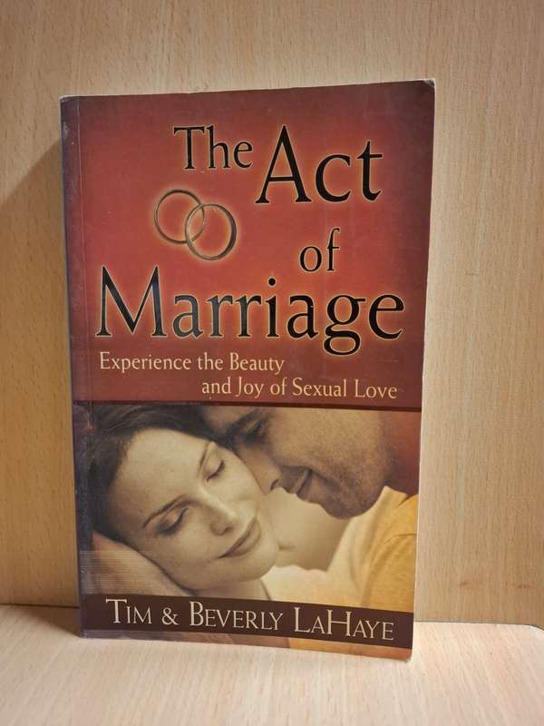 The Act of Marriage by Tim & Beverly LaHaye (Paperback)