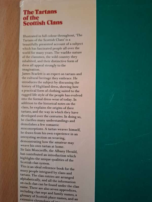 Tartans of The Scottish Clans: James D`Scarlett  (Hardcover)