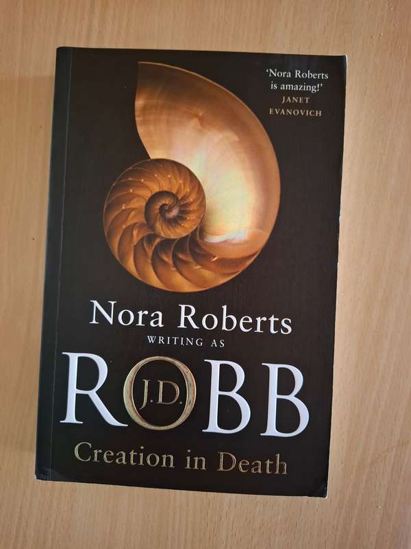 Creation in Death : J.D. Robb (Paperback)
