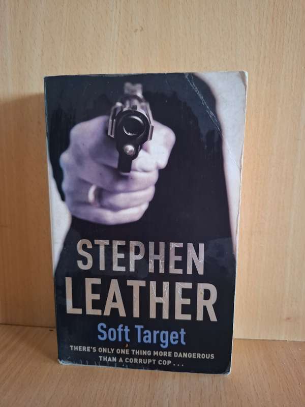 Soft Target: Stephen Leather (Paperback)