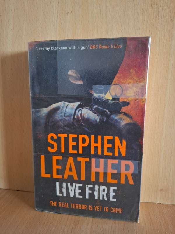 Live Fire : Stephen Leather (Paperback)