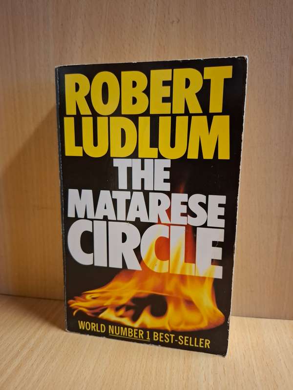 The Matarese Circle : Robert Ludlum  (Paperback)