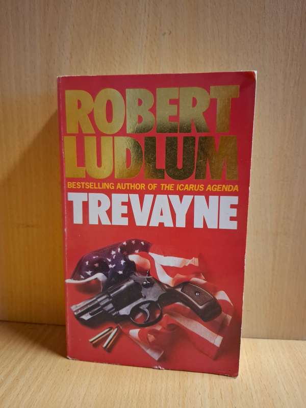 Trevayne : Robert Ludlum  (Paperback)