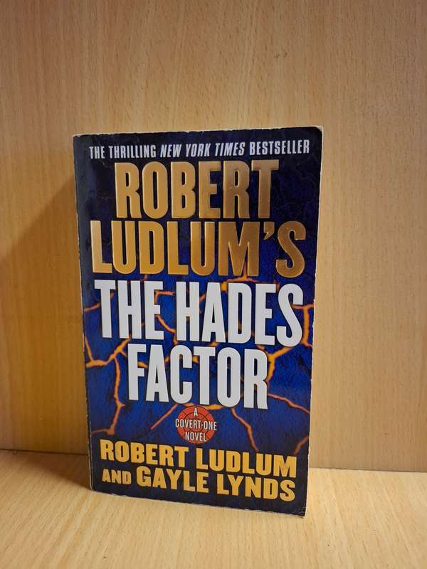The Hades Factor: Robert Ludlum  (Paperback)