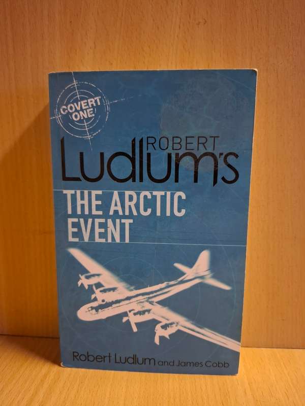 The Artic Event : Robert Ludlum  (Paperback)