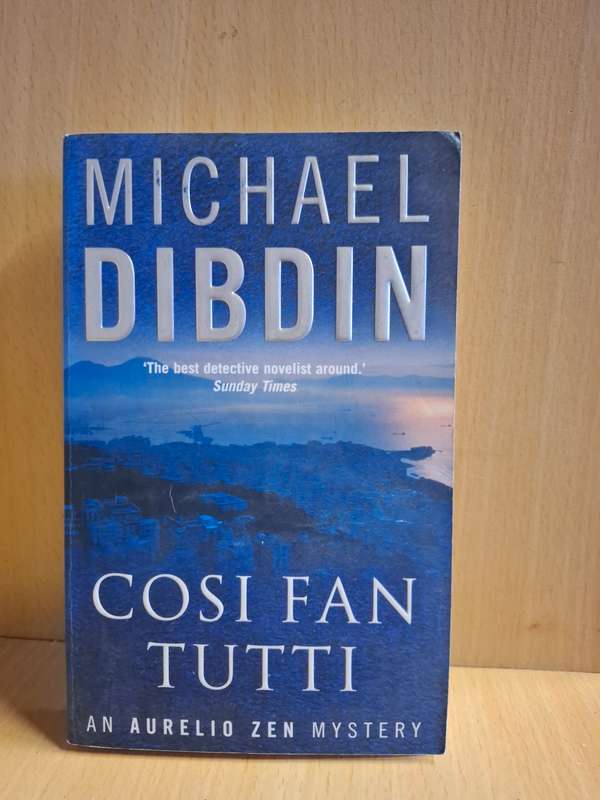 Cosi Fan Tutti : Michael Dibdin  (Paperback)