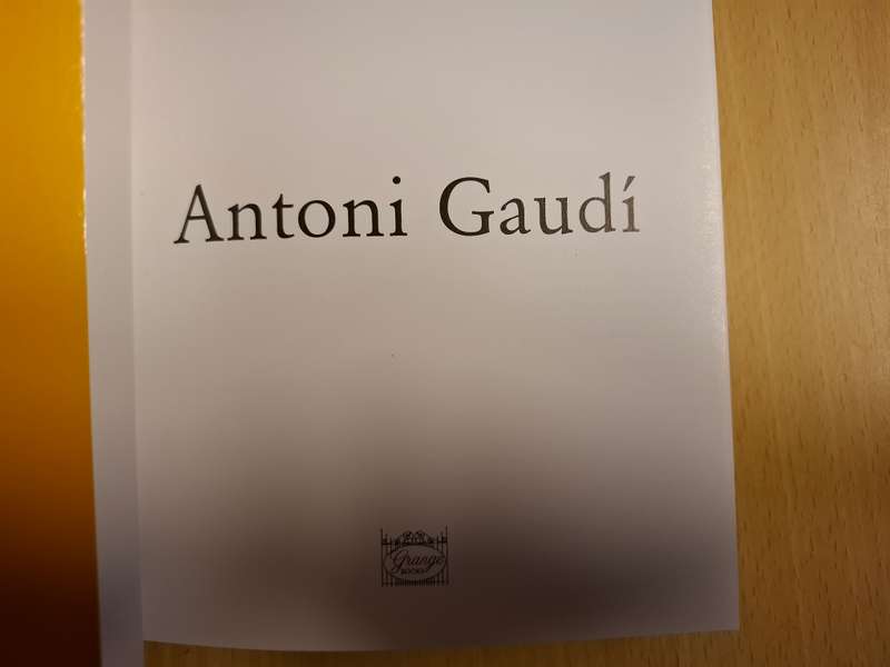 Antoni Gaudi  (Paperback)