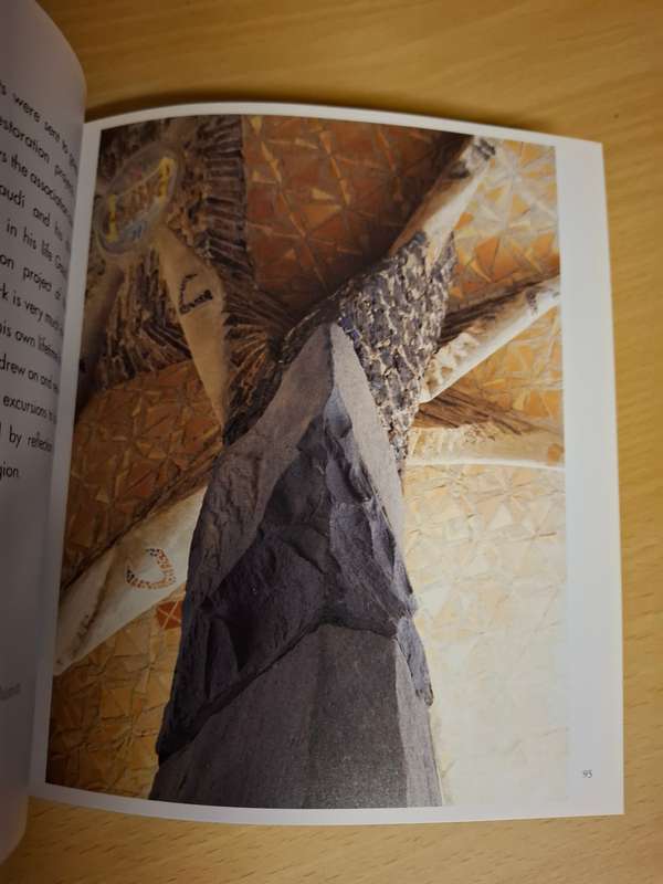 Antoni Gaudi  (Paperback)