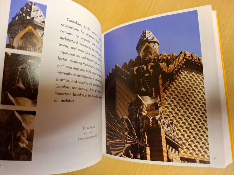 Antoni Gaudi  (Paperback)