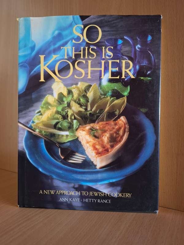 So This is Kosher : Ann Kaye, Hetty Rance  (Hardcover)